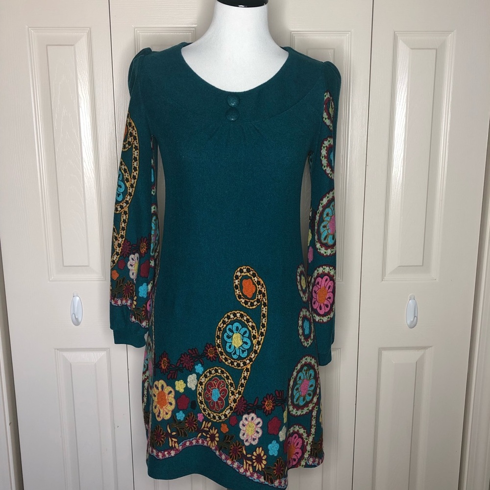 Anthropologie Dress. Perfect for the holidays. Here’s your Christmas dress!